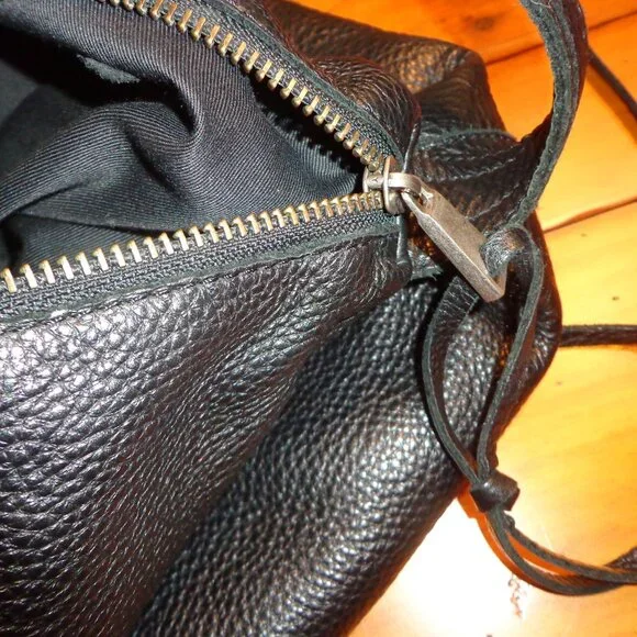 Banana Republic 100% Cow Leather Boho Handbag Black Inner Zip Pocket - Picture 5 of 15